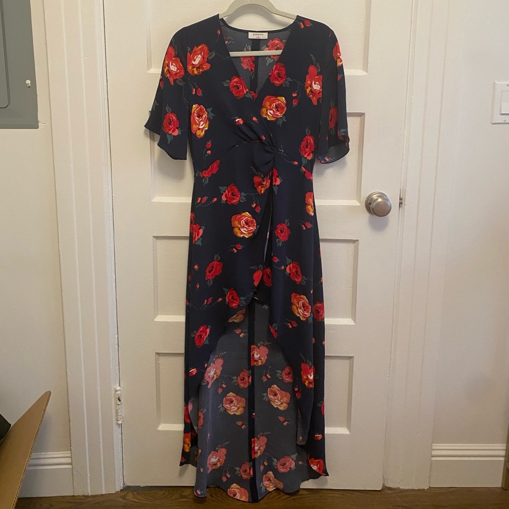 Babaton short sleeve floral dress from Aritzia